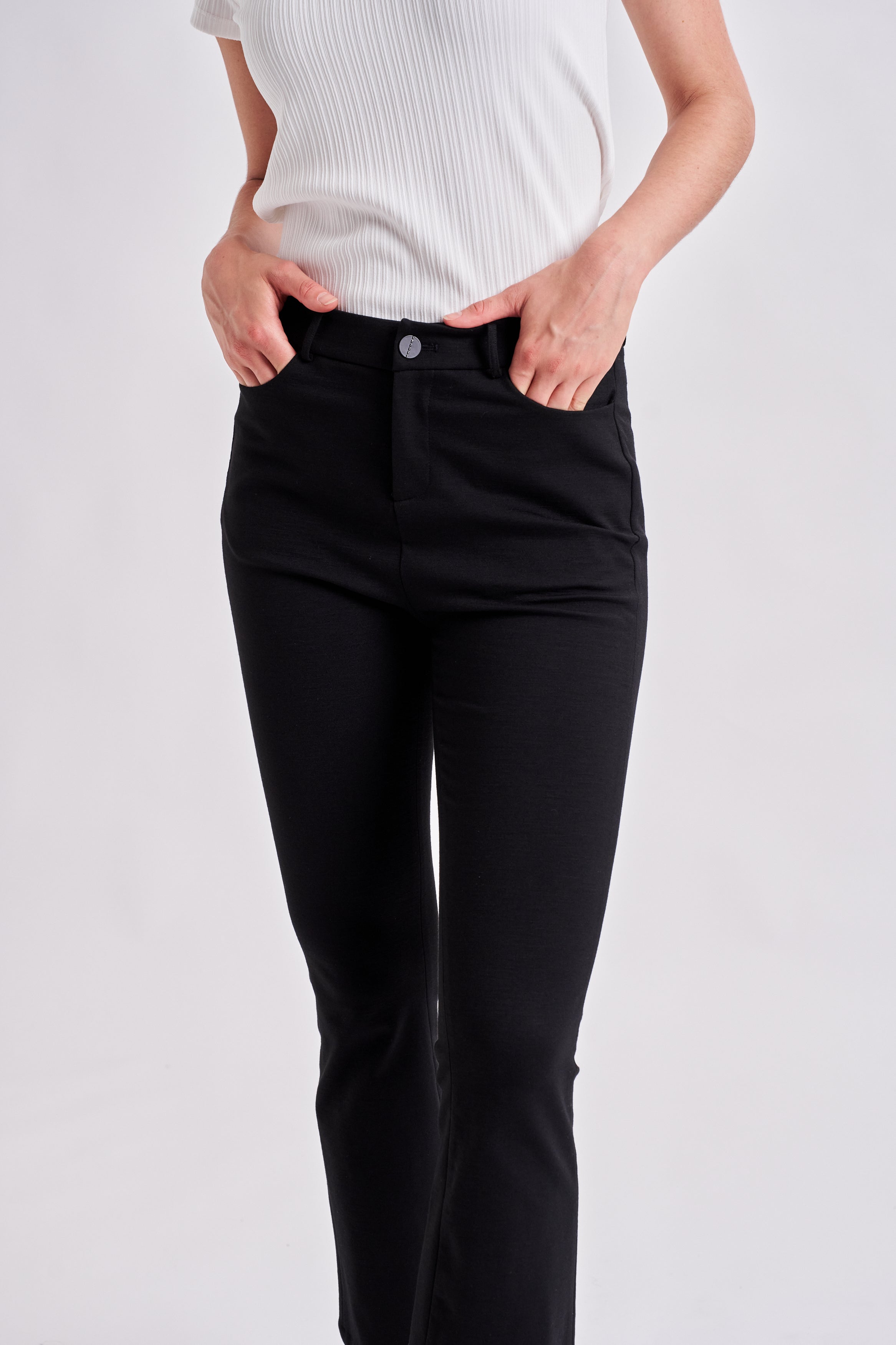 INDIE STRETCH PANT