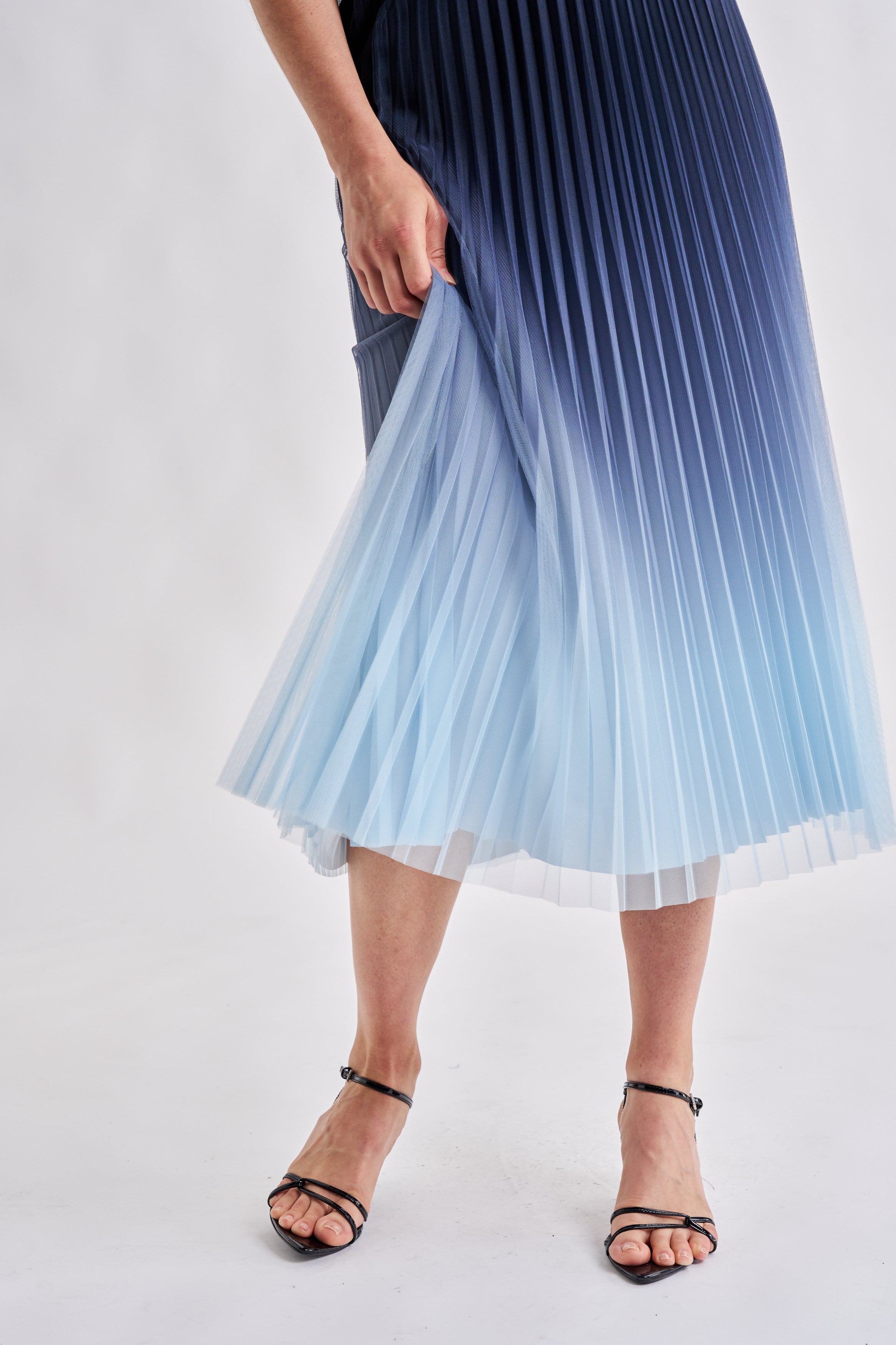 COSMOS PLEATED SKIRT