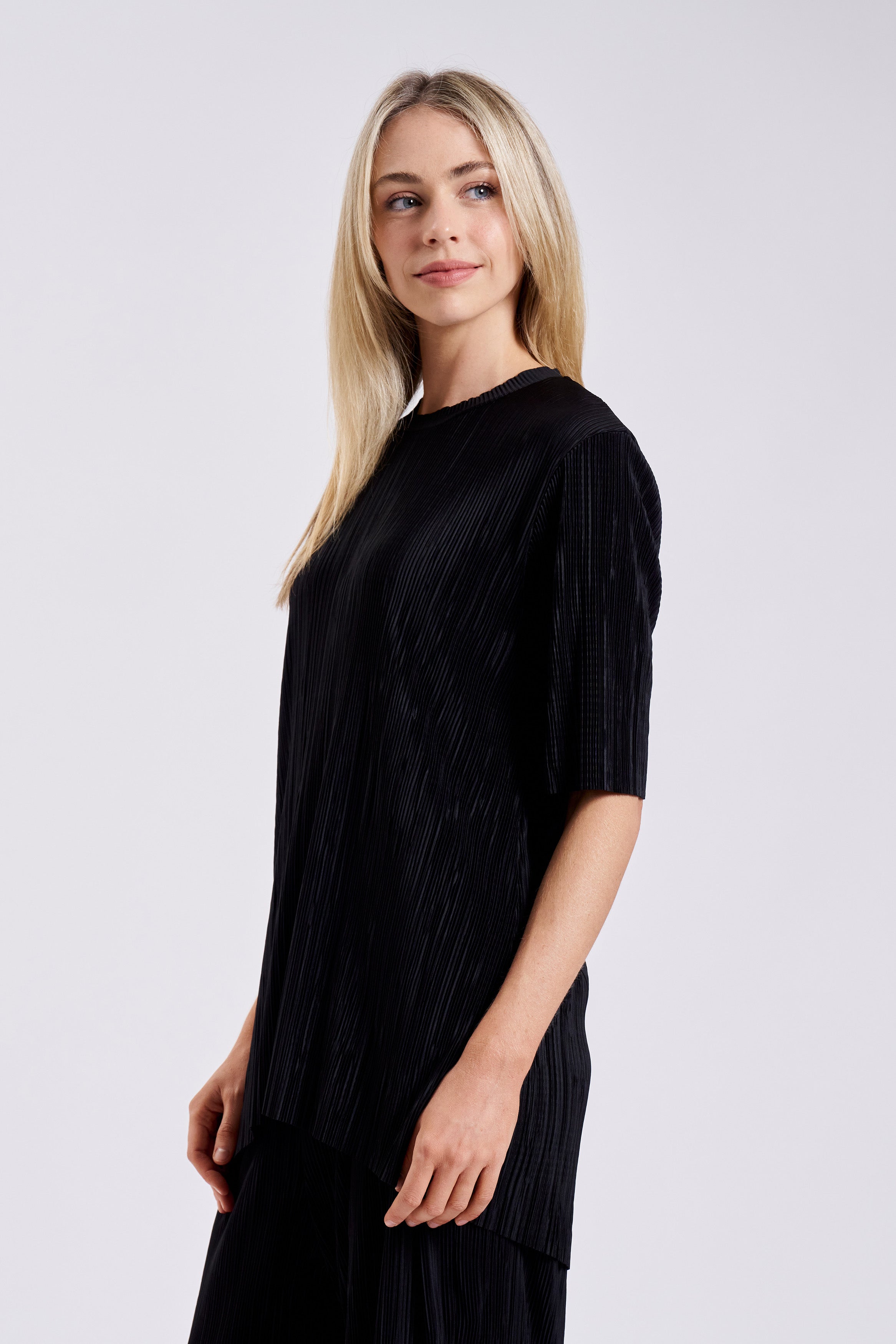 ESTER PLEATED TEE